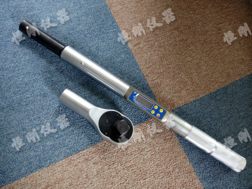 數(shù)顯式手動扳手圖片