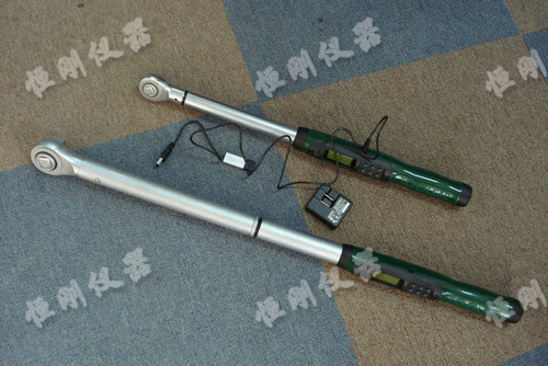 數(shù)顯式手動(dòng)扳手圖片