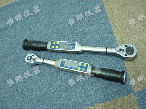 手動(dòng)測(cè)力扳手圖片
